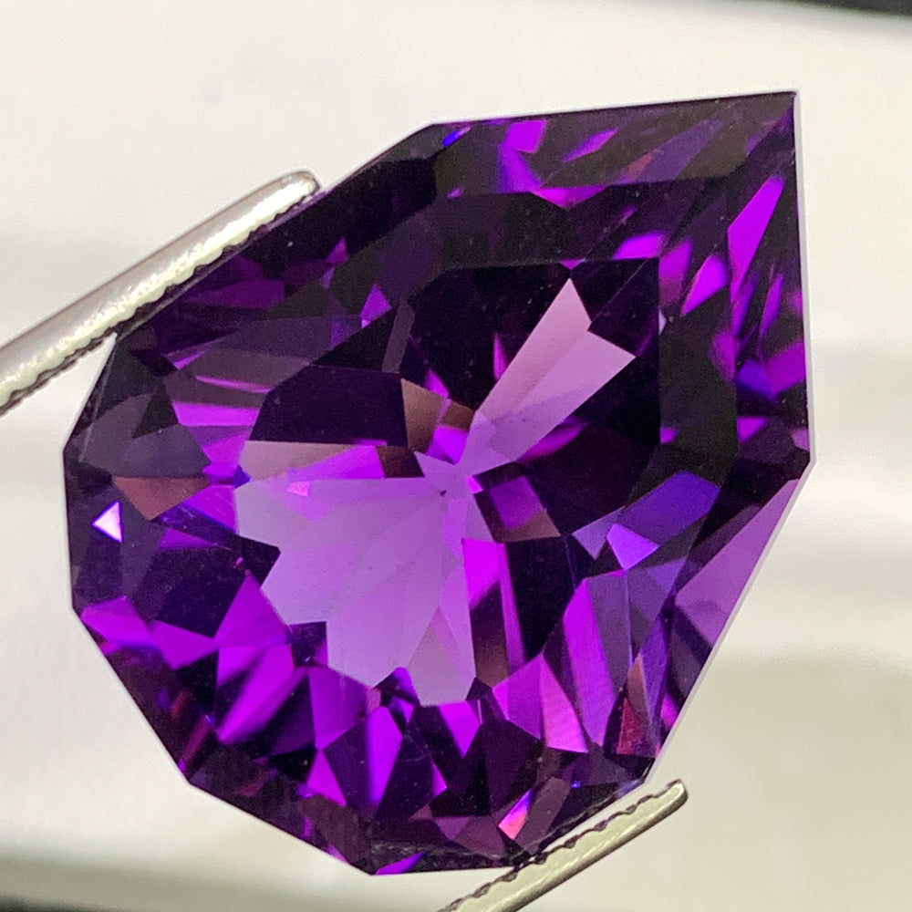 27.96 Cts Natural Purple Amethyst Fancy Pear Cut Bolivia
