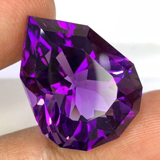 27.96 Cts Natural Purple Amethyst Fancy Pear Cut Bolivia